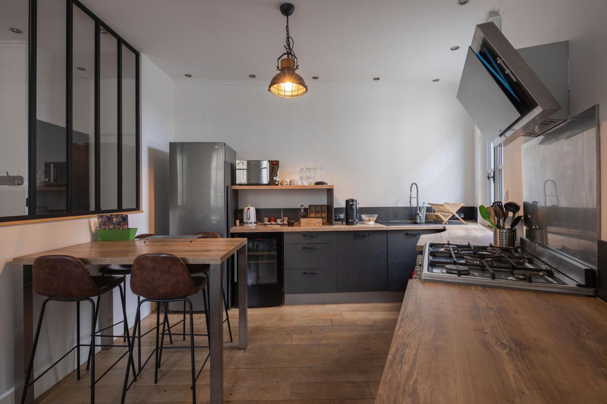 Appartement Spacieux Au Coeur D'Angers Etage 1 - 6 Personnes ภายนอก รูปภาพ