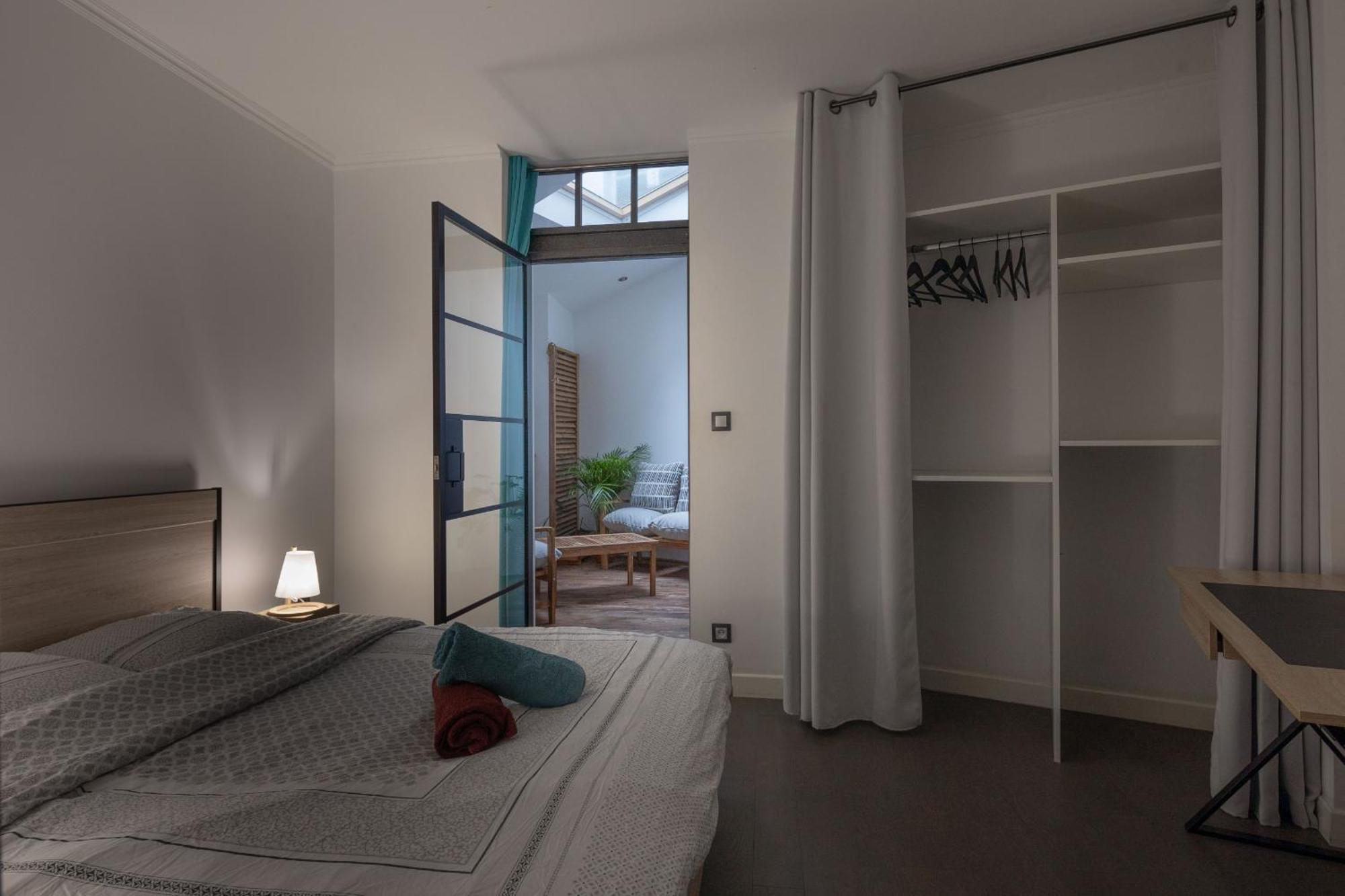 Appartement Spacieux Au Coeur D'Angers Etage 1 - 6 Personnes ภายนอก รูปภาพ