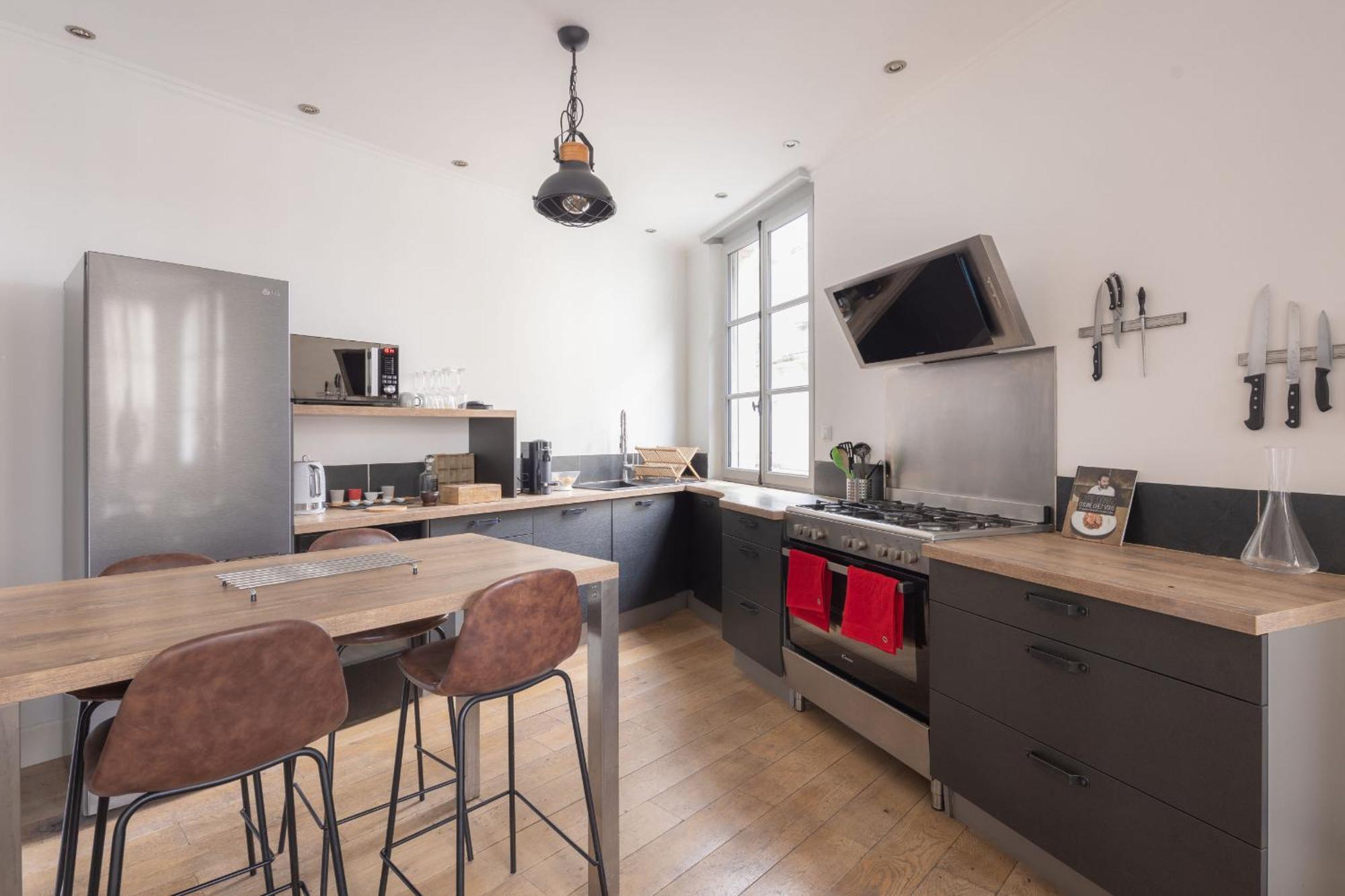 Appartement Spacieux Au Coeur D'Angers Etage 1 - 6 Personnes ภายนอก รูปภาพ